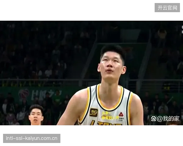 胡金秋凭借联盟顶级的个人效率值入选最佳阵容一阵，其稳定性是广厦常规赛战绩的基石。